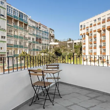 Altido Modern 2-level Flats Near Ajuda Palace Apartment *